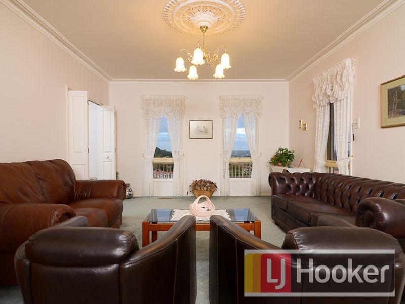 8 Dirkala Retreat, Berwick VIC 3806