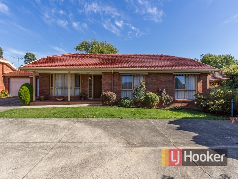 4/11-13 Manuka Road, Berwick VIC 3806