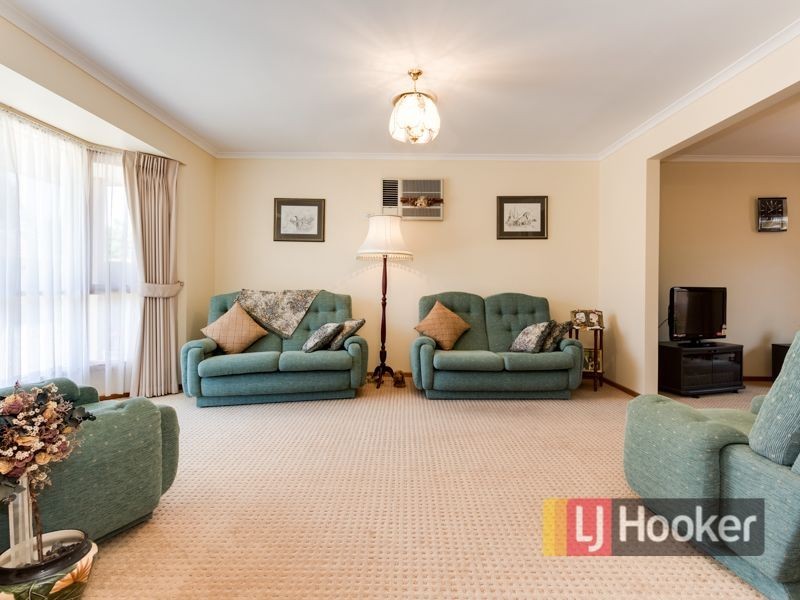 4/11-13 Manuka Road, Berwick VIC 3806
