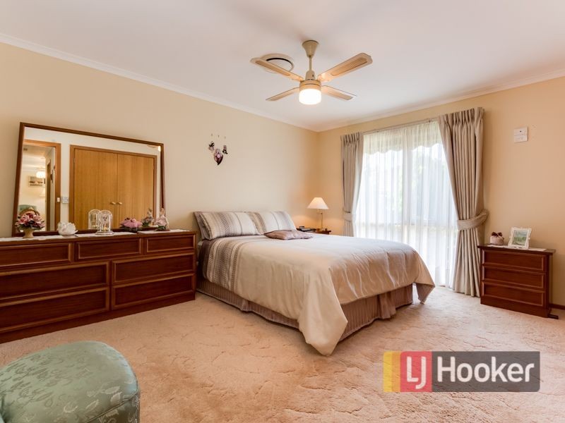 4/11-13 Manuka Road, Berwick VIC 3806