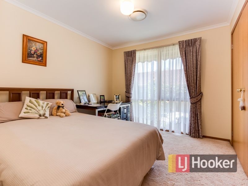 4/11-13 Manuka Road, Berwick VIC 3806