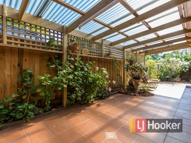4/11-13 Manuka Road, Berwick VIC 3806