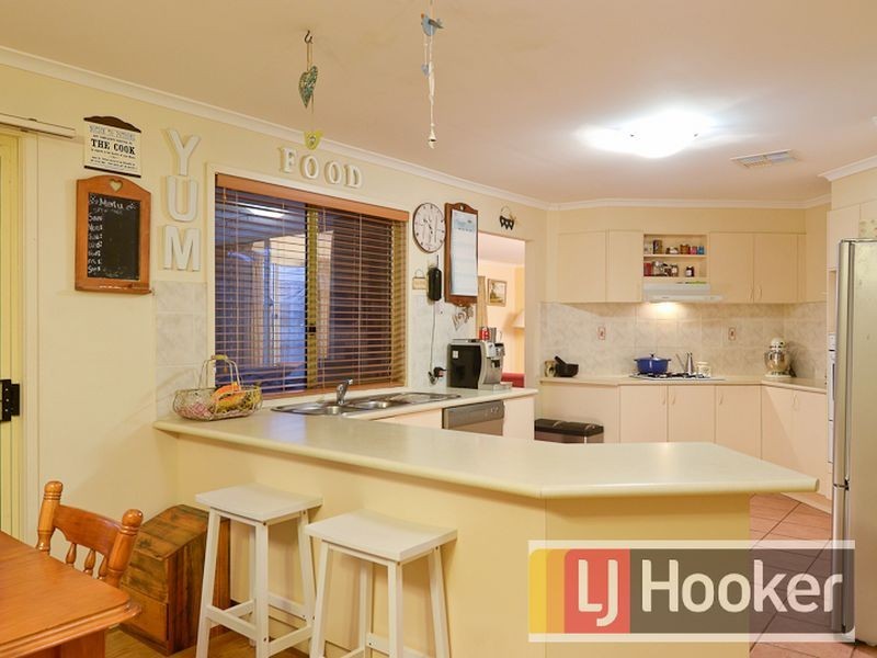 10 Yiota Court, Berwick VIC 3806