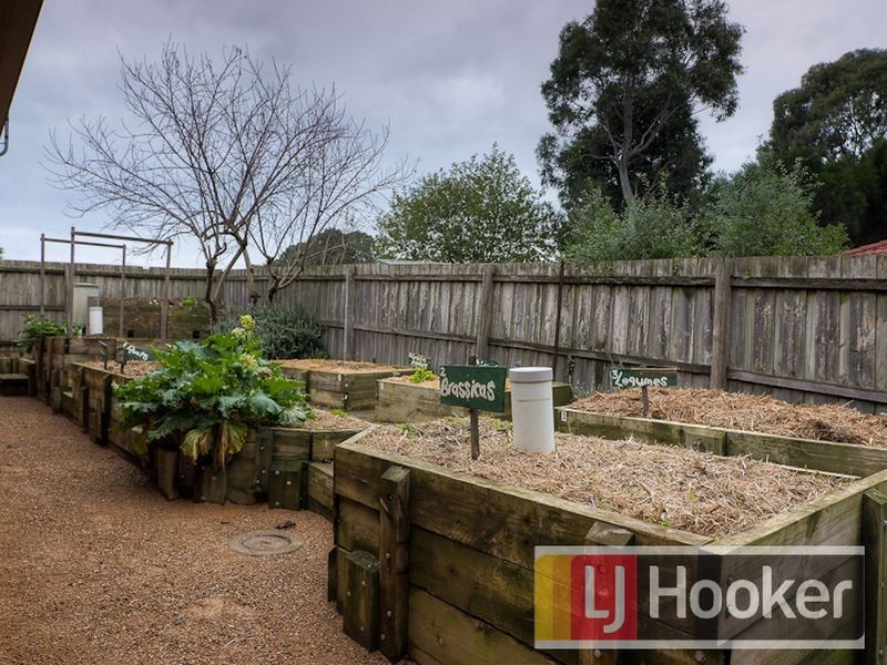10 Yiota Court, Berwick VIC 3806
