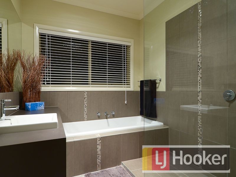 40 Timberside Drive, Beaconsfield VIC 3807