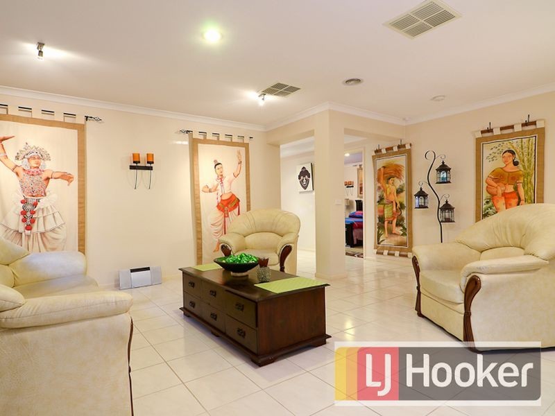 98 Golf Links Road, Berwick VIC 3806