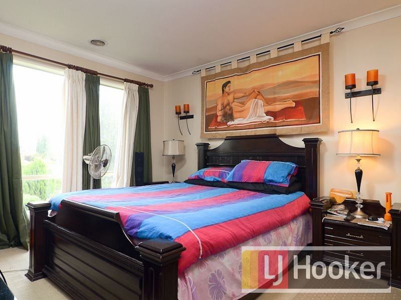 98 Golf Links Road, Berwick VIC 3806