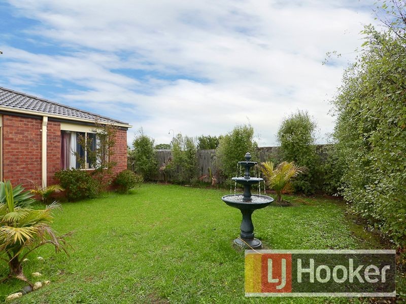 98 Golf Links Road, Berwick VIC 3806