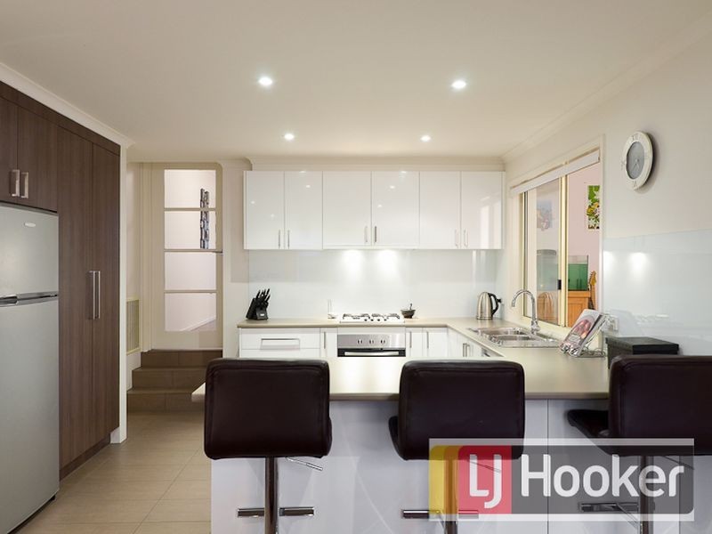 67 Jerilderie Drive, Berwick VIC 3806