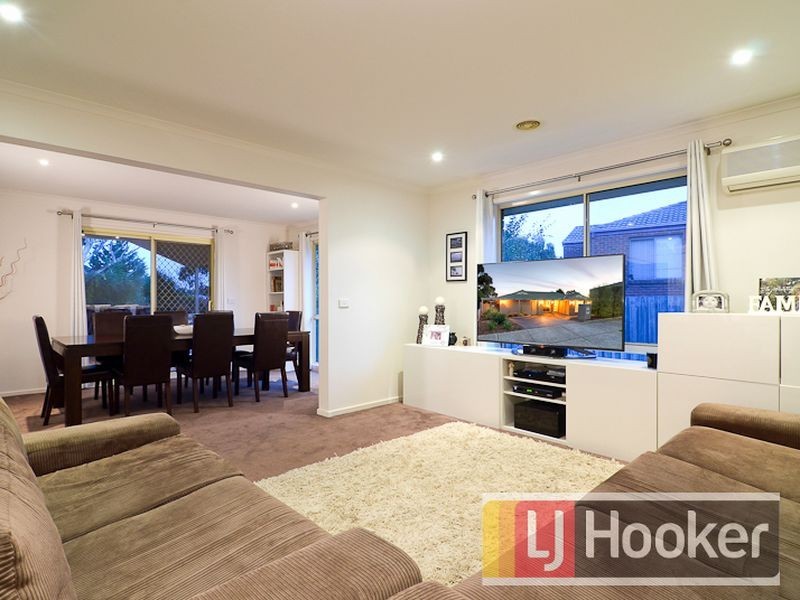 67 Jerilderie Drive, Berwick VIC 3806