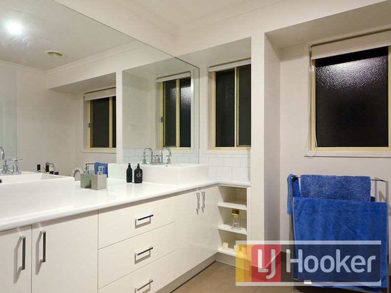 67 Jerilderie Drive, Berwick VIC 3806