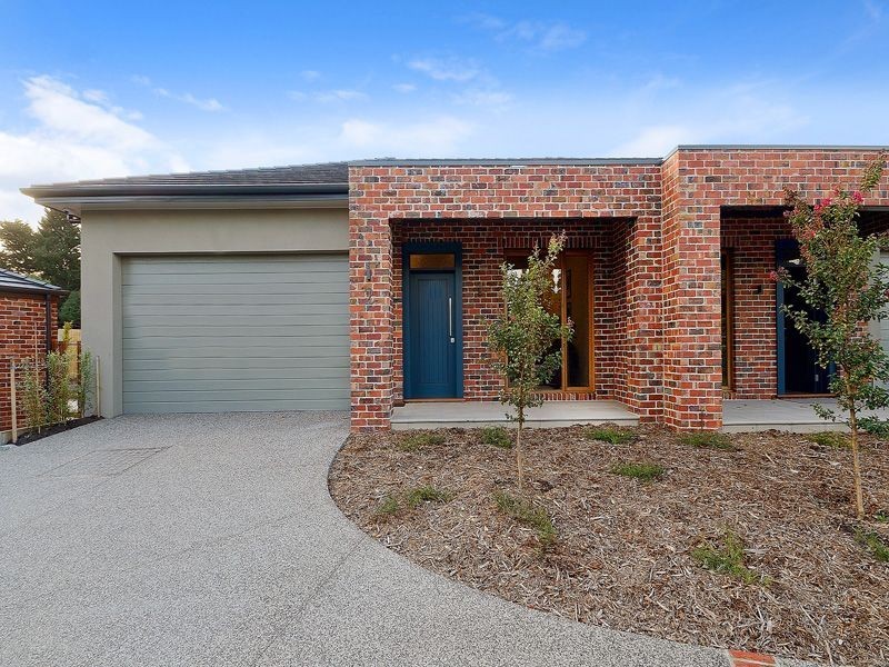 3/23-24 Hazeldene Court, Berwick VIC 3806