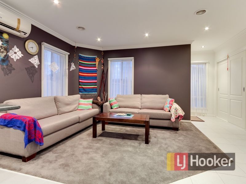 2/56 Albert Road, Hallam VIC 3803