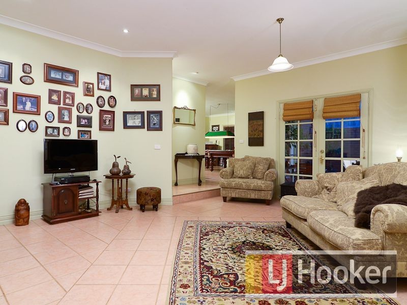 10 Carrington Place, Berwick VIC 3806