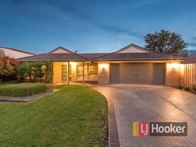 20 Greenacre Crescent, Narre Warren VIC 3805