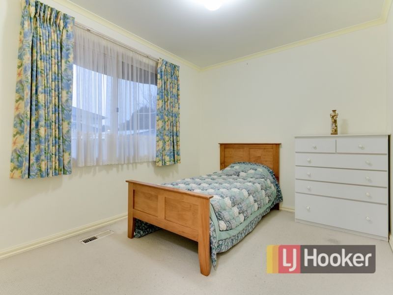 25 Mulguthrie Court, Hallam VIC 3803