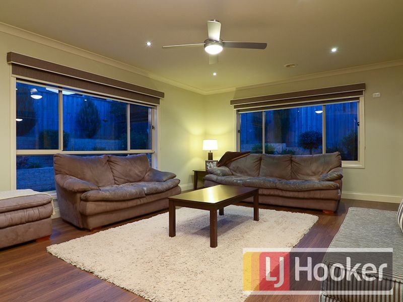 18 Viewpoint Place, Berwick VIC 3806