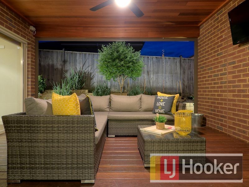 18 Viewpoint Place, Berwick VIC 3806