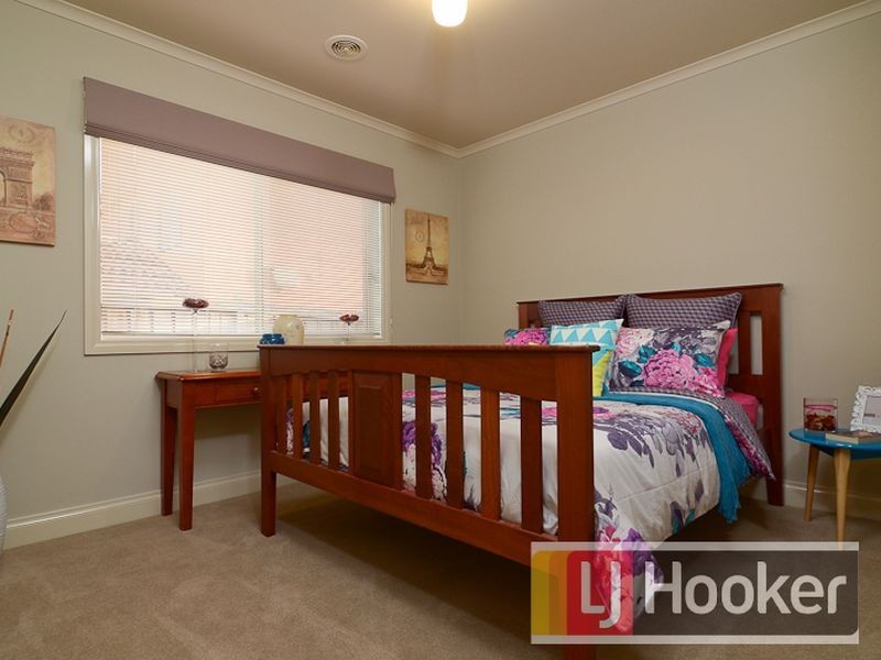 18 Viewpoint Place, Berwick VIC 3806