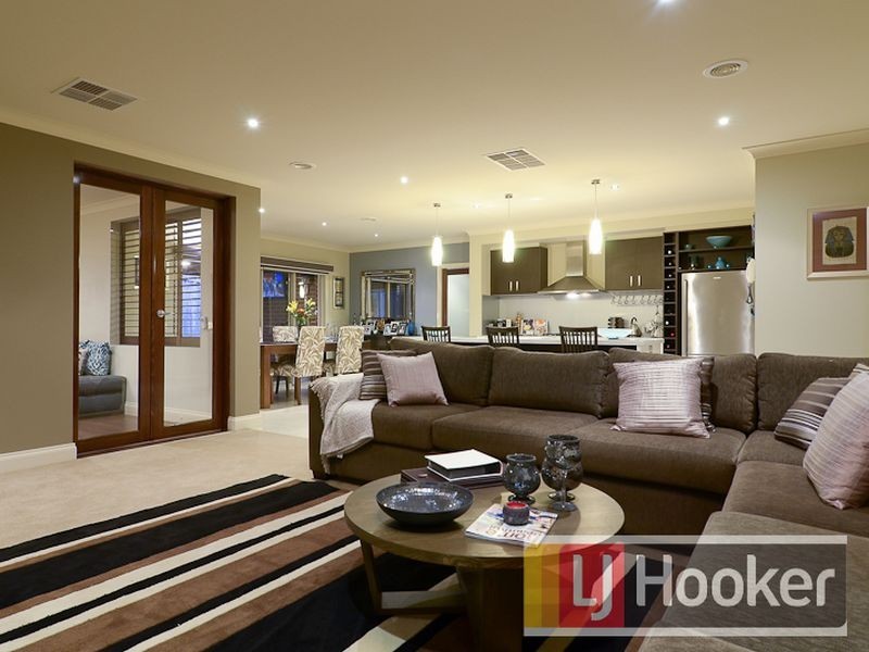 18 Viewpoint Place, Berwick VIC 3806
