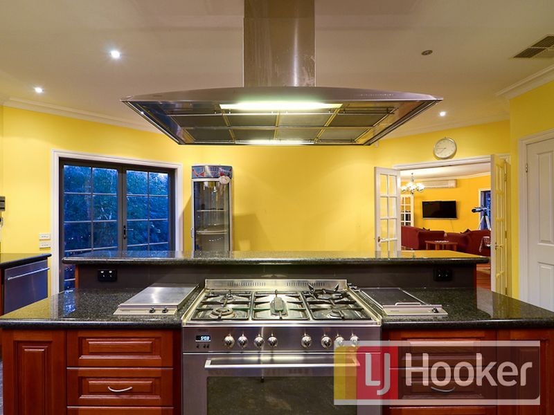 44 Quamby Avenue, Guys Hill VIC 3807