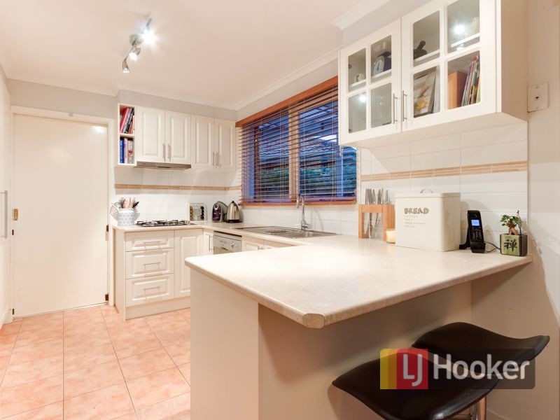 43 Woodlands Crescent, Narre Warren VIC 3805