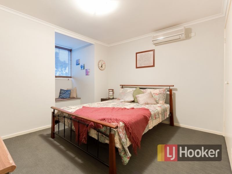 43 Woodlands Crescent, Narre Warren VIC 3805