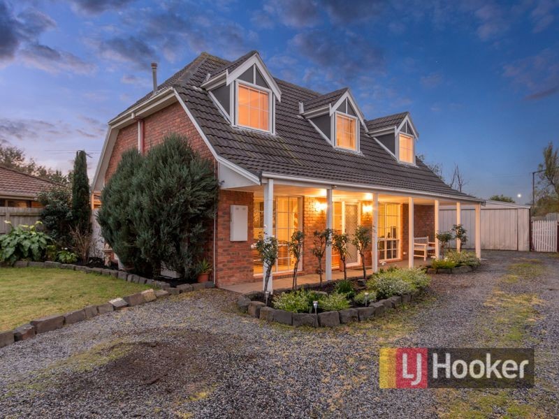 43 Woodlands Crescent, Narre Warren VIC 3805