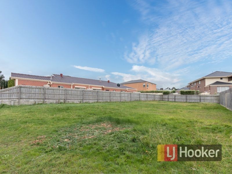 31 Lorikeet Drive, Berwick VIC 3806