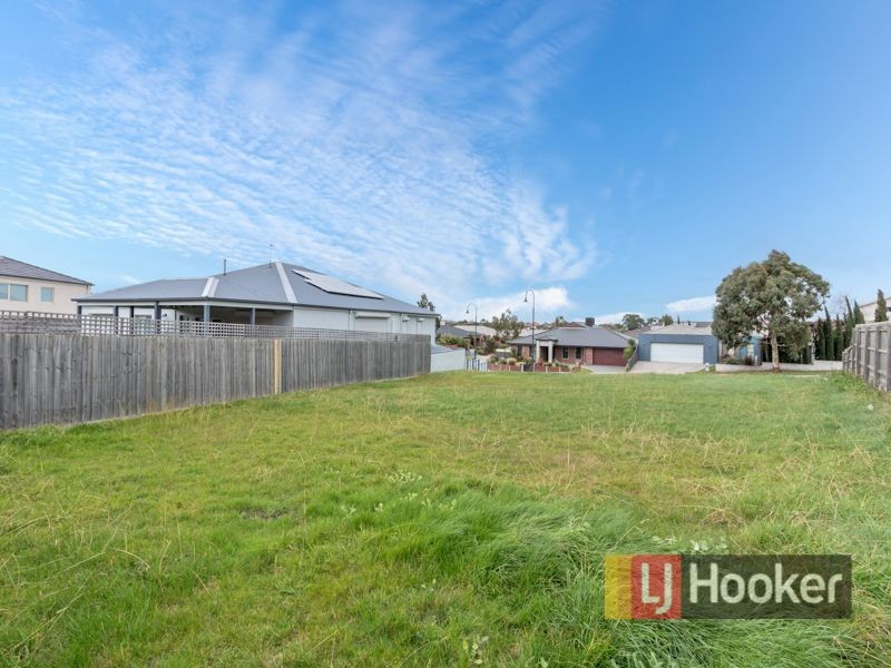 31 Lorikeet Drive, Berwick VIC 3806