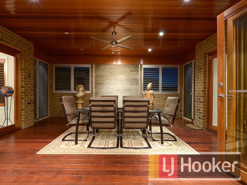 10 Don Collins Way, Berwick VIC 3806