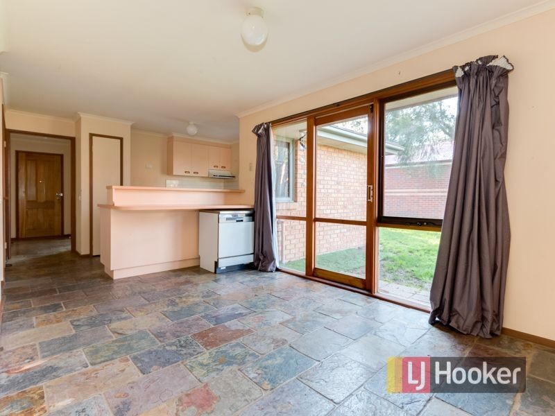 18 Tenandra Court, Berwick VIC 3806