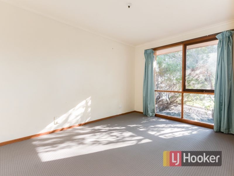 18 Tenandra Court, Berwick VIC 3806