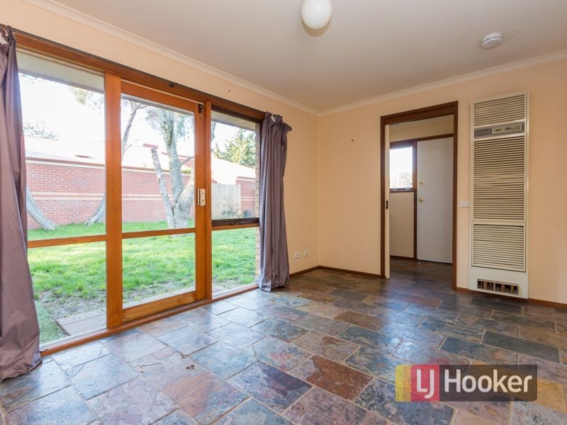 18 Tenandra Court, Berwick VIC 3806