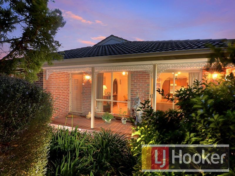 52 Lawrence Drive, Berwick VIC 3806