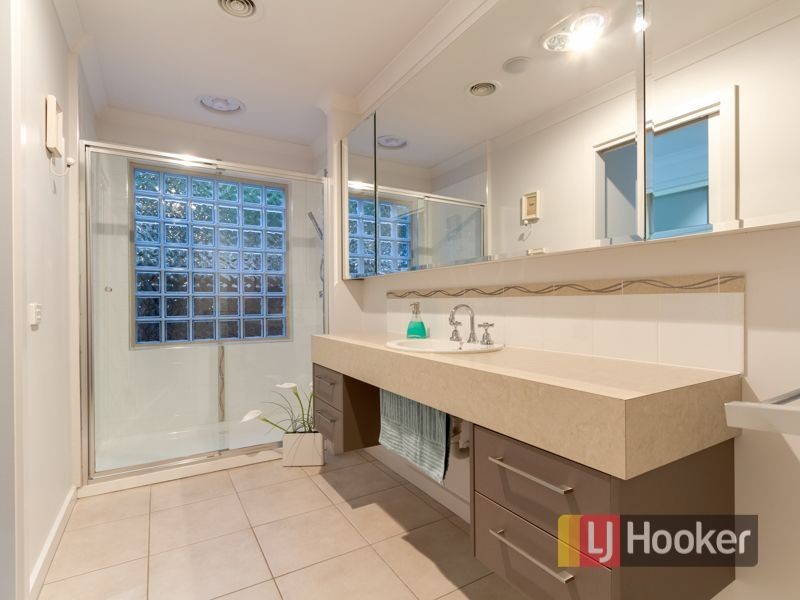 12 Viewpoint Place, Berwick VIC 3806