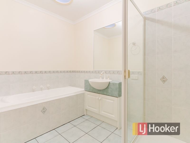 13 Jamieson Way, Berwick VIC 3806