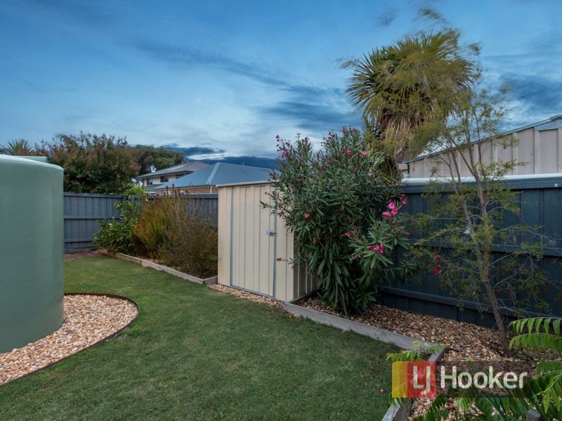 13 Jamieson Way, Berwick VIC 3806