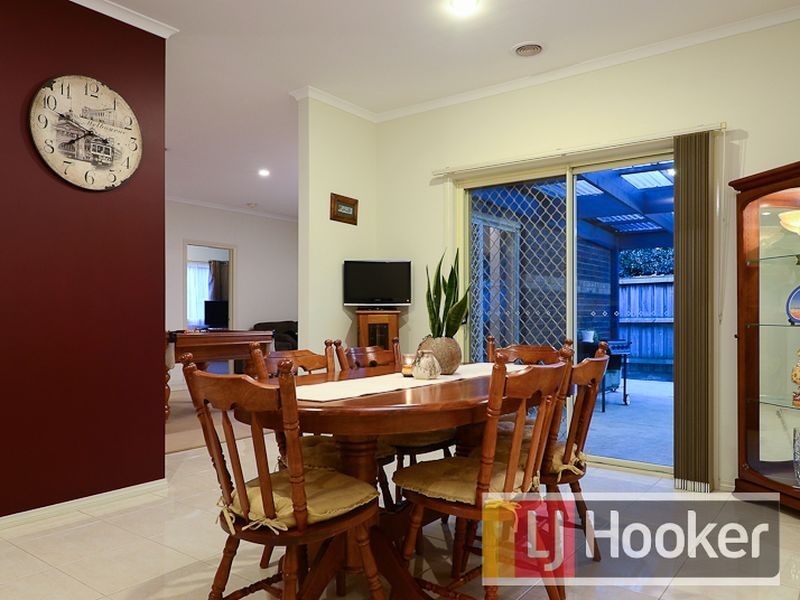 3 Nevin Grove, Berwick VIC 3806