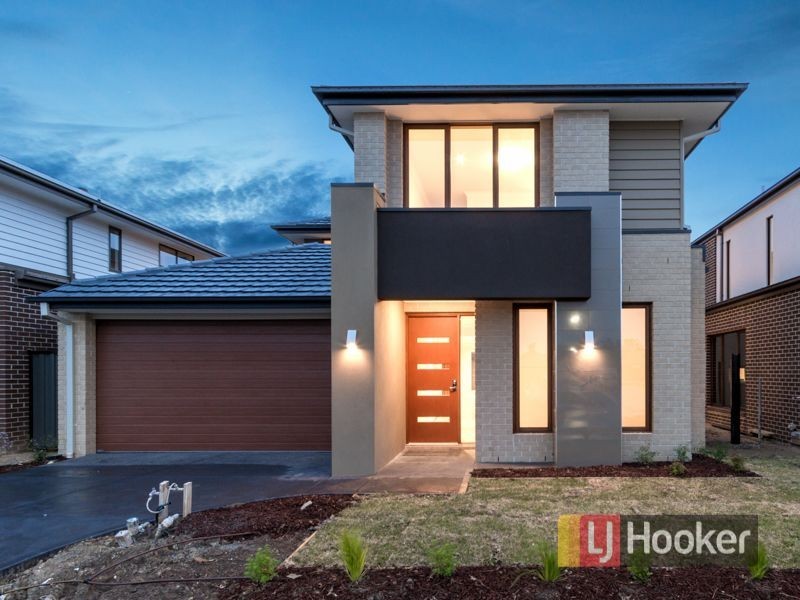 25 Chagall Parade, Clyde North VIC 3978