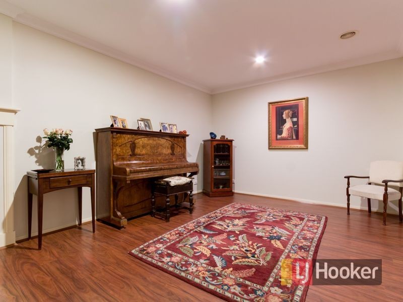 14 Margie Square, Narre Warren South VIC 3805