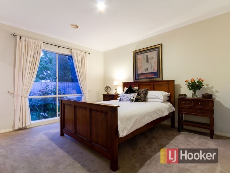 14 Margie Square, Narre Warren South VIC 3805