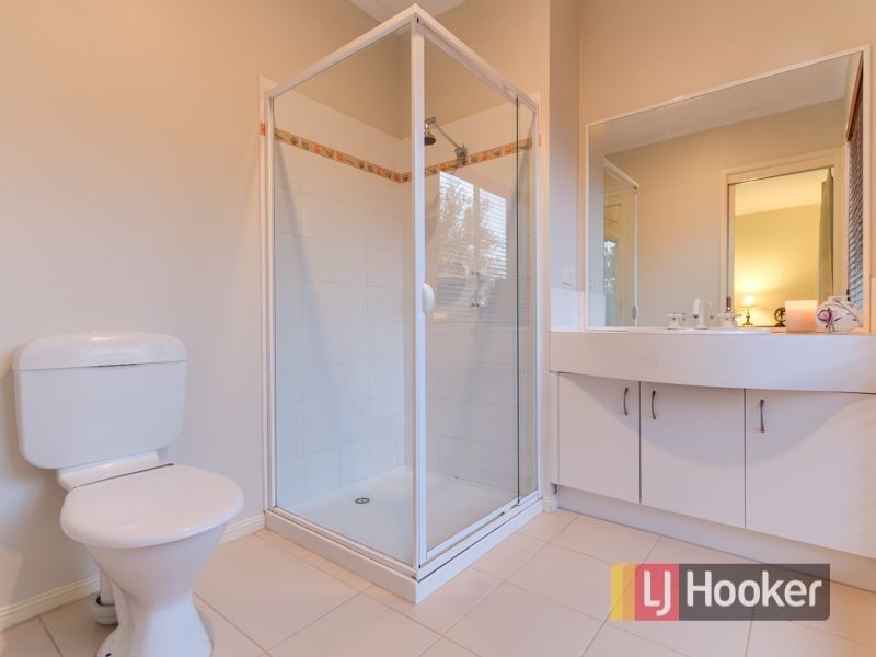 14 Margie Square, Narre Warren South VIC 3805