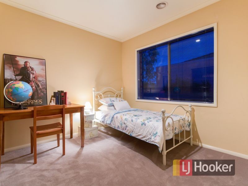 14 Margie Square, Narre Warren South VIC 3805