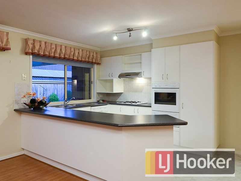 1 Sharpe Court, Berwick VIC 3806