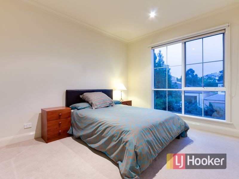10 Hillview Court, Beaconsfield VIC 3807