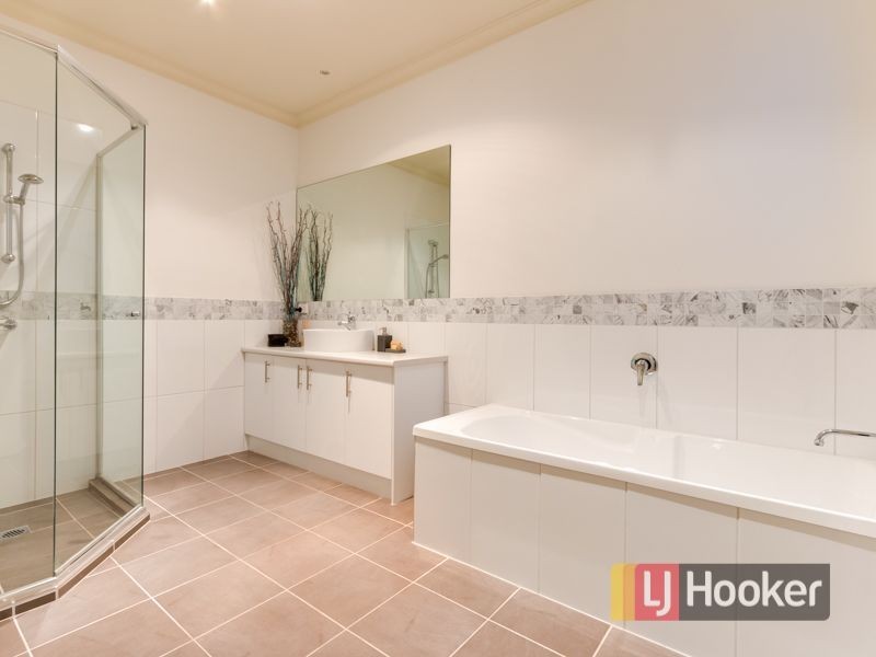 10 Hillview Court, Beaconsfield VIC 3807