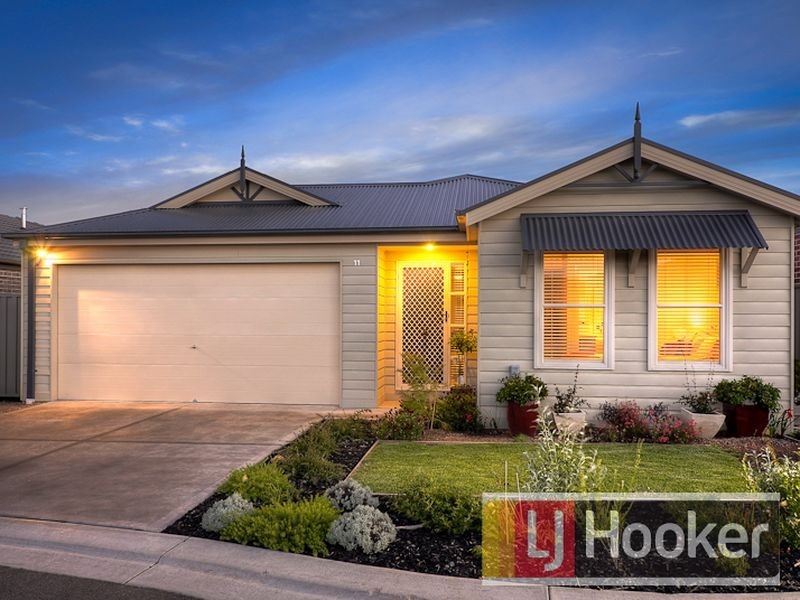 11 Leeds Place, Langwarrin VIC 3910
