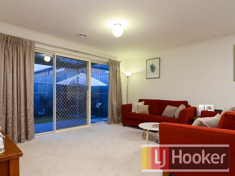 11 Leeds Place, Langwarrin VIC 3910
