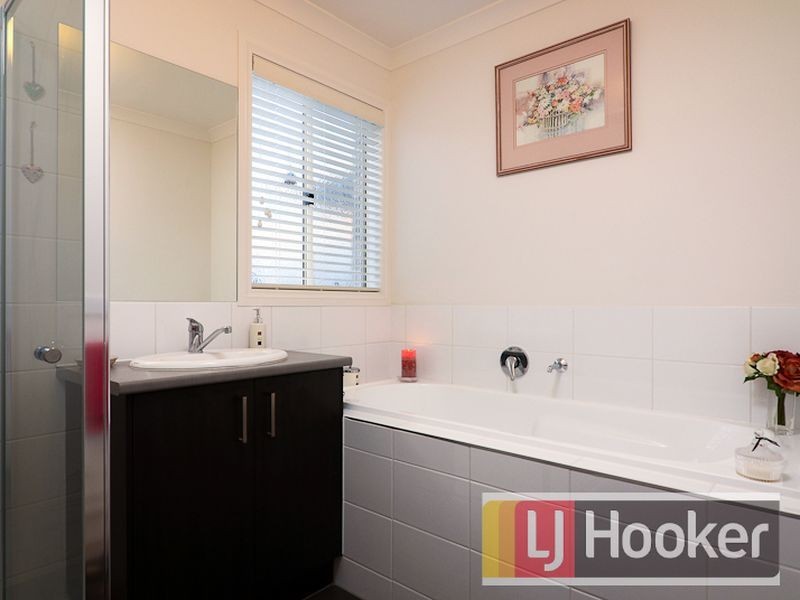 11 Leeds Place, Langwarrin VIC 3910